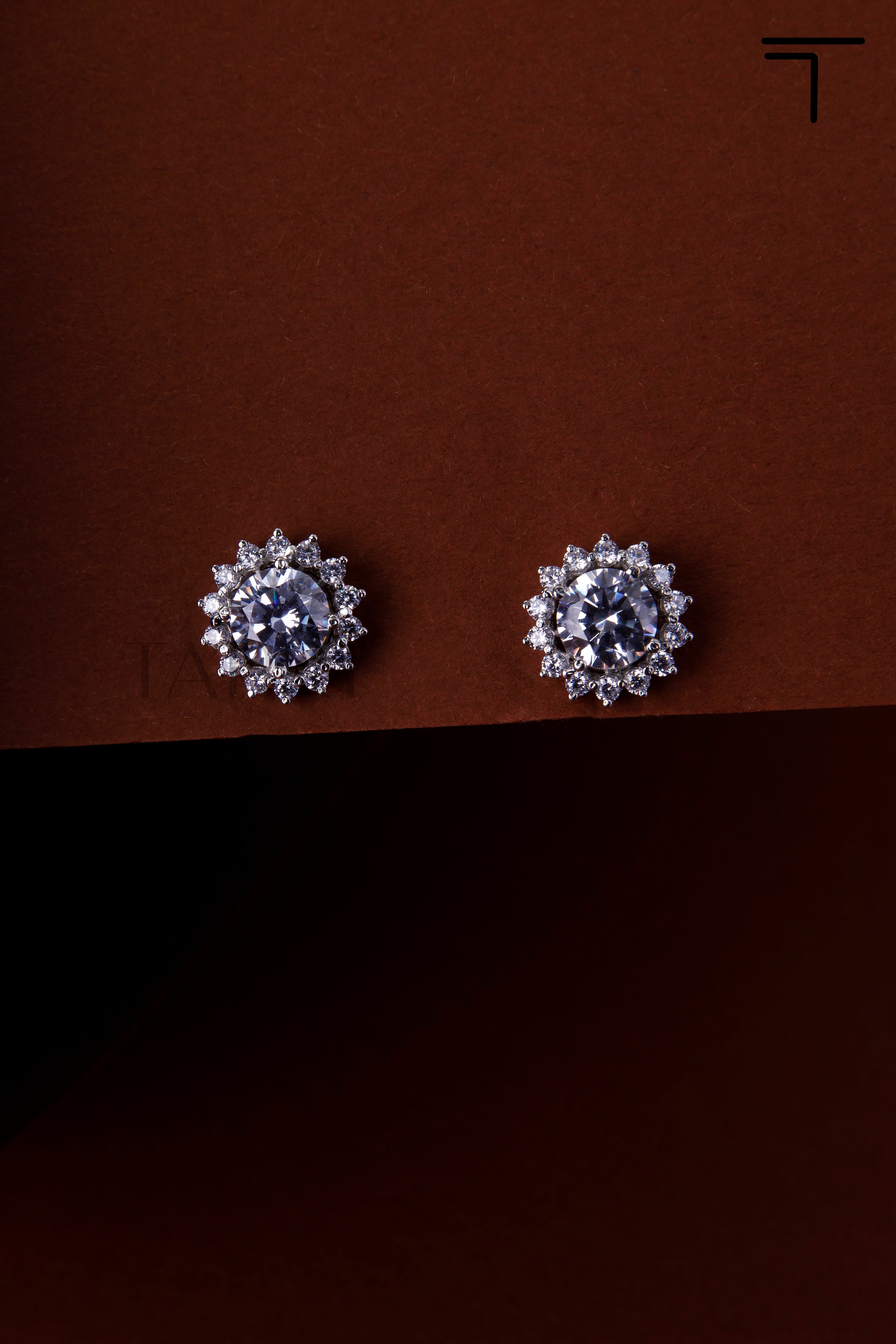 aurora-swarovski-studsAurora Swarovski StudsTapri IndiaSWAROVSKI, EARRINGS, EARRINGS SWAROVSKI