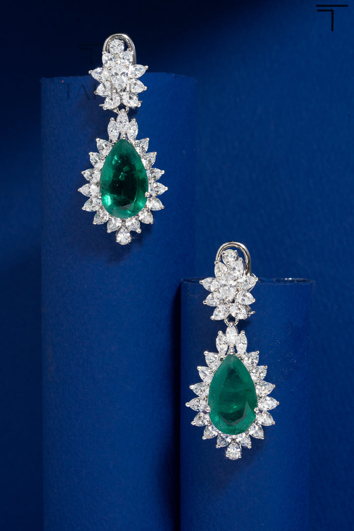 scintillating-green-swarovski-earringsScintillating Green Swarovski EarringsTapri IndiaSWAROVSKI, EARRINGS, EARRINGS SWAROVSKI
