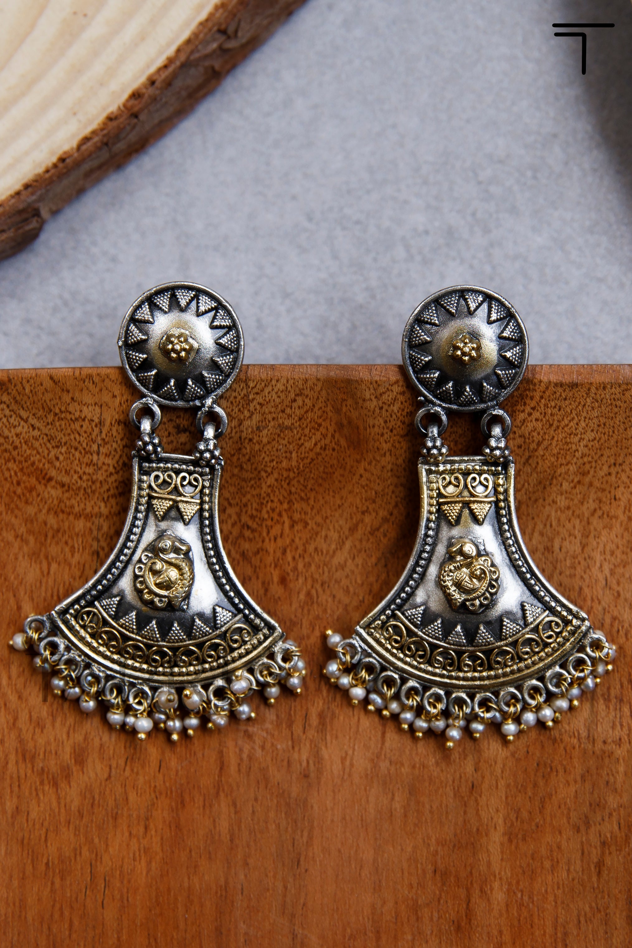 anahi-dual-tone-earrings