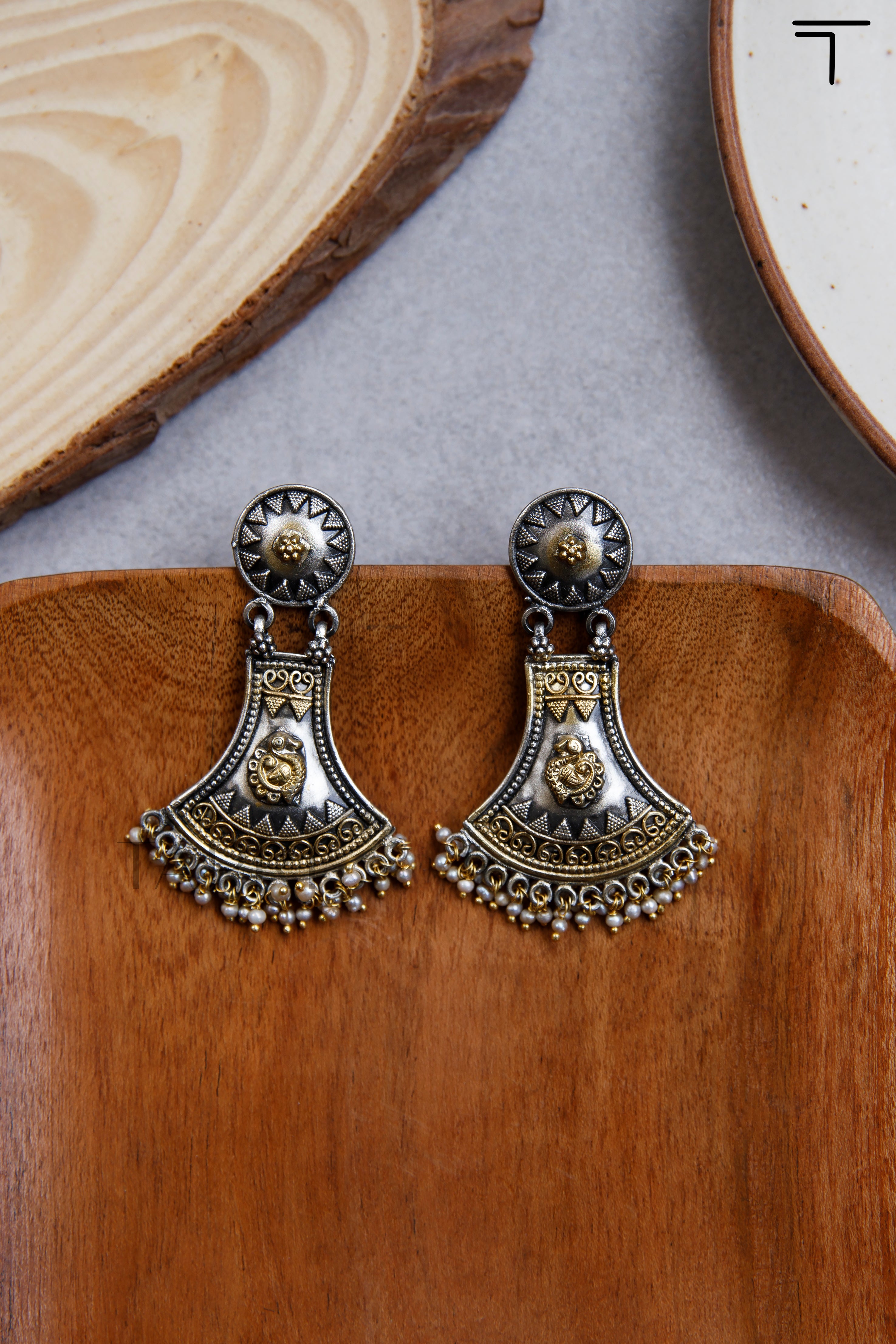 anahi-dual-tone-earringsAnahi Dual Tone EarringsTapri IndiaDUAL TONE, EARRINGS, EARRINGS DUAL TONE