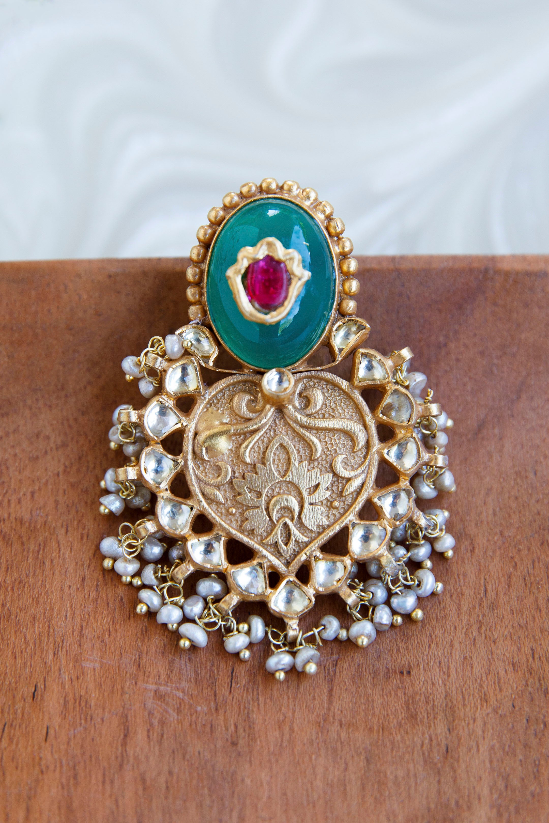 vividha-heritage-kundan-earrings