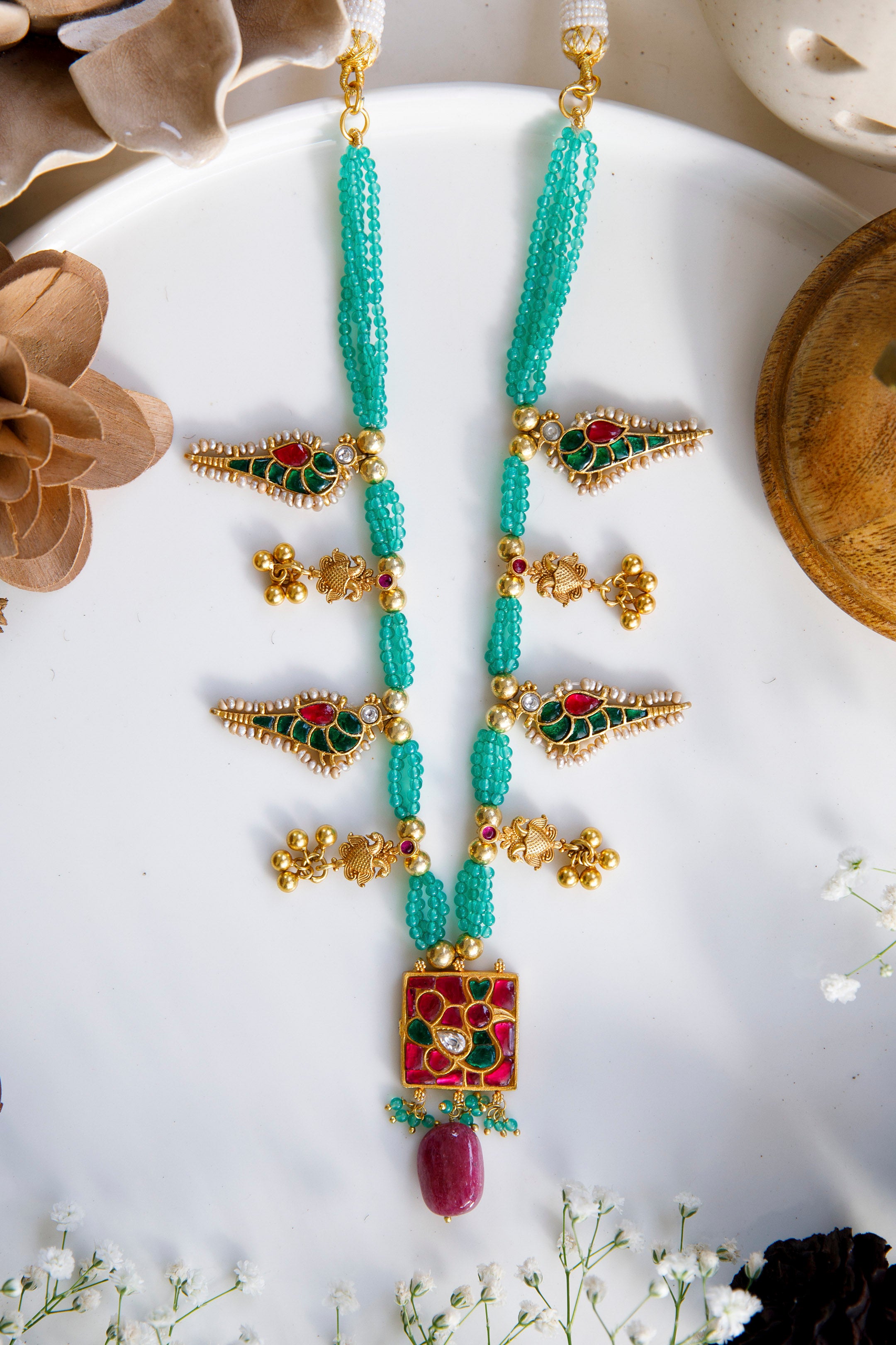 divine-heritage-kundan-necklace
