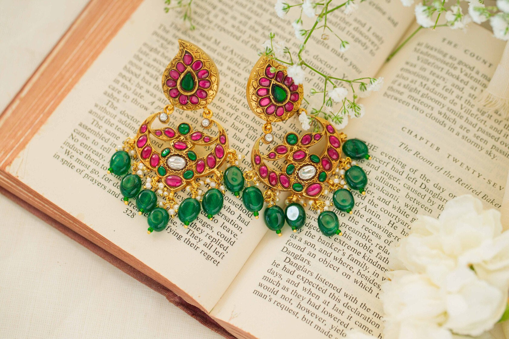 stunning-handcrafted-kundan-earrings