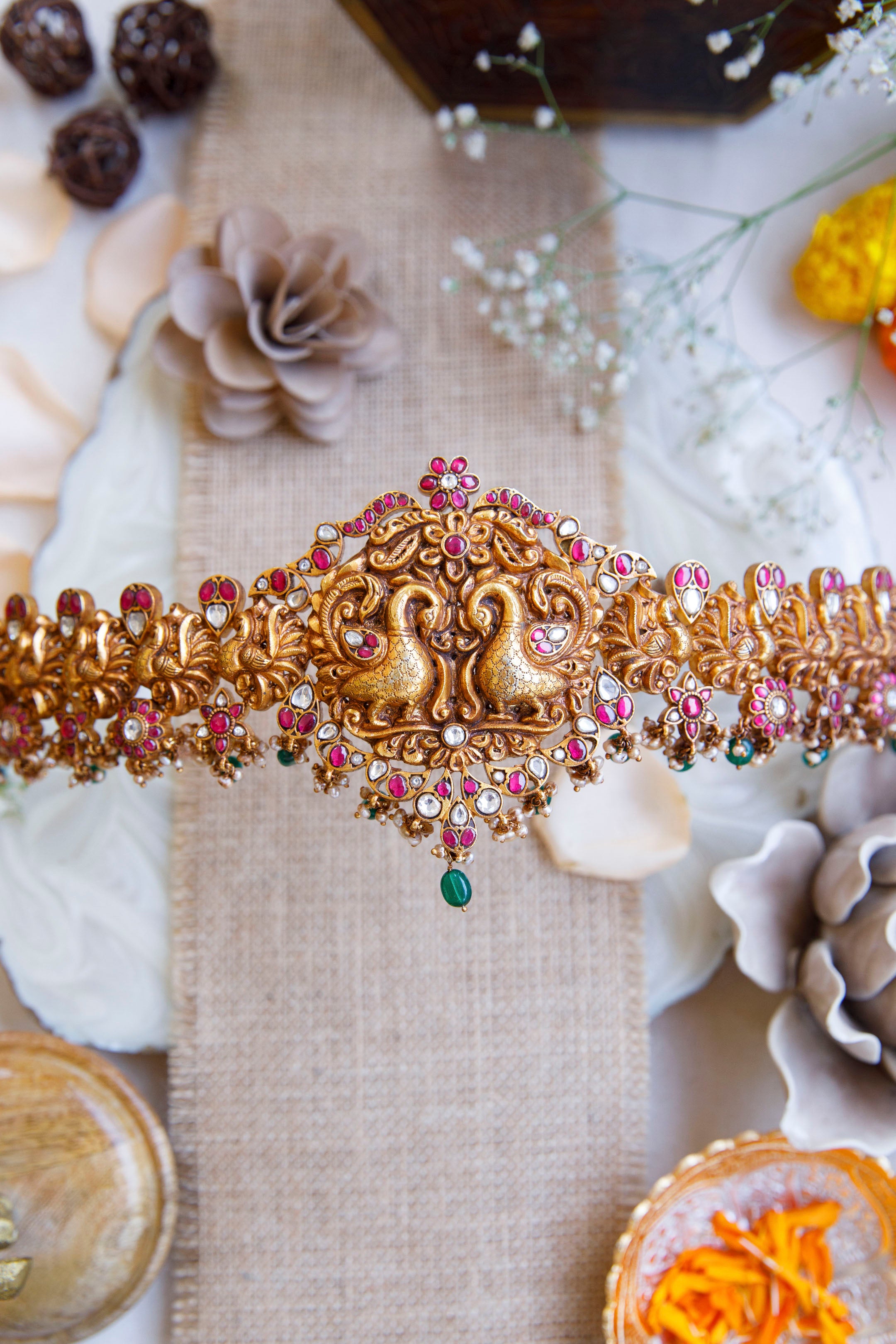 paramasundari-deep-nagas-kundan-oddiyanam