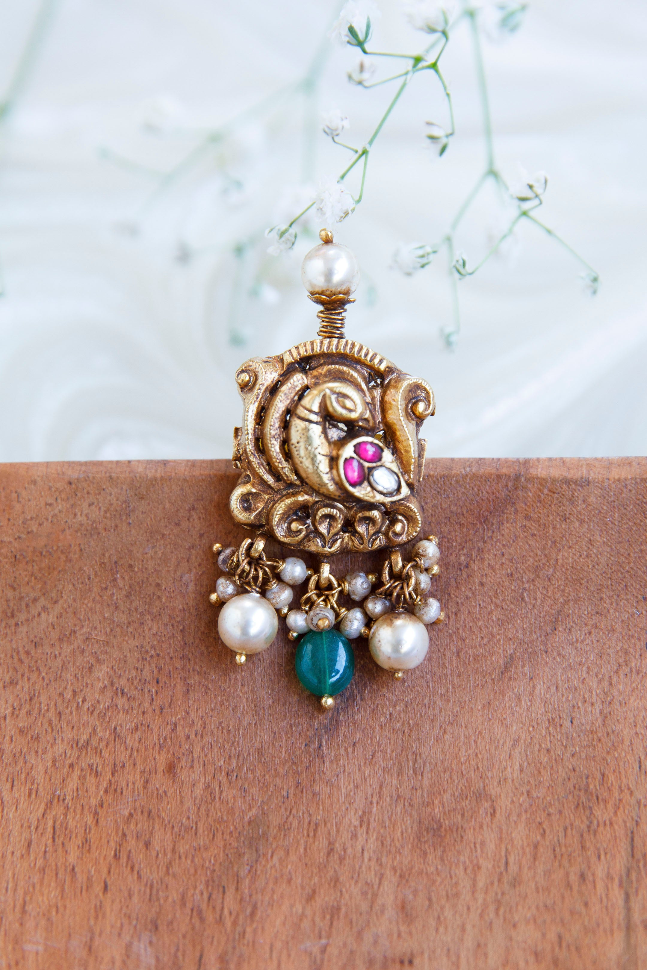 visitha-deep-nagas-kundan-earrings