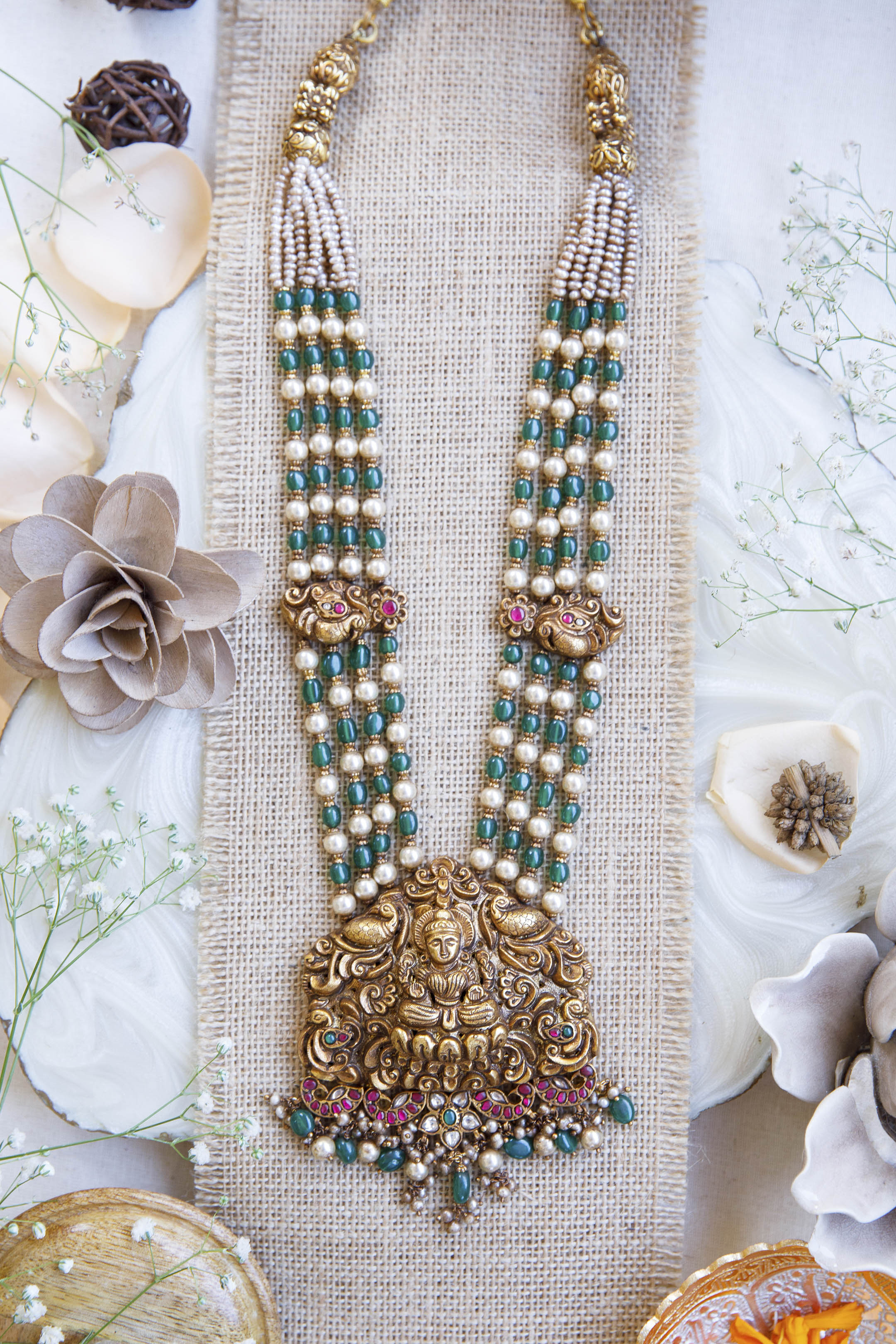 riya-deep-nagas-kundan-necklaceRiya Deep Nagas Kundan NecklaceTapri IndiaKUNDAN/NAGAS, NECKLACES/CHOKER, NECKLACES/CHOKER KUNDAN/NAGAS