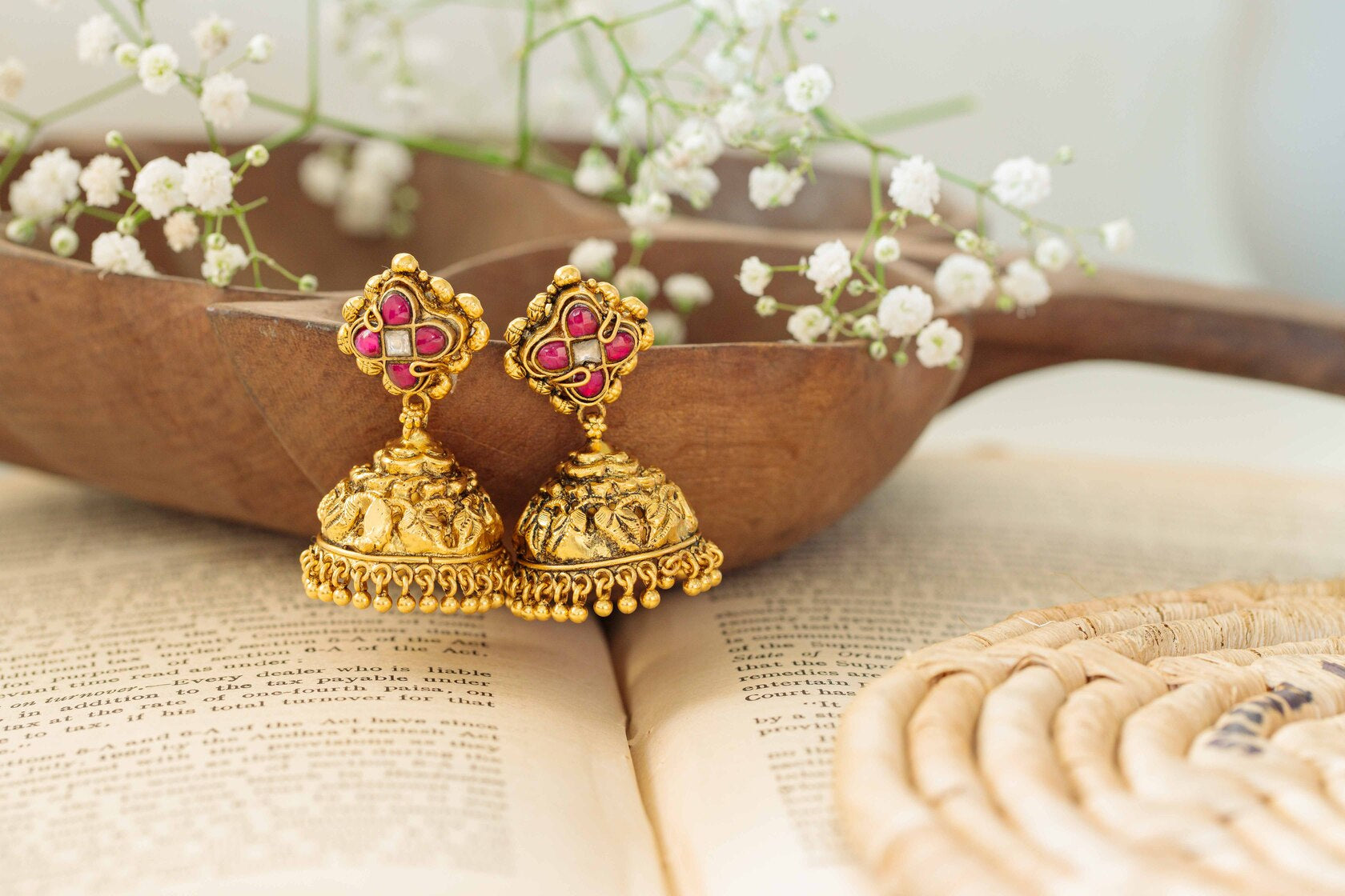 divine-kundan-jhumkas
