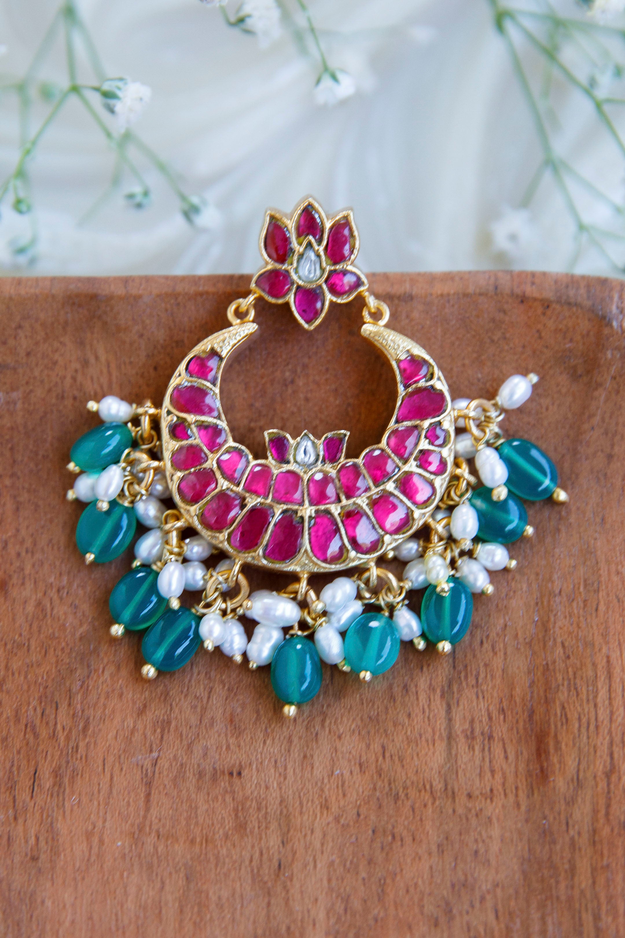 dhiya-kundan-earrings